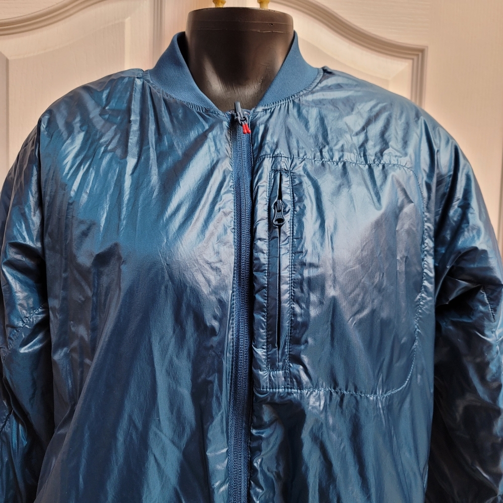 Get it before Winter! Cotopaxi Kusa reversable bomber insulated red and blue.
